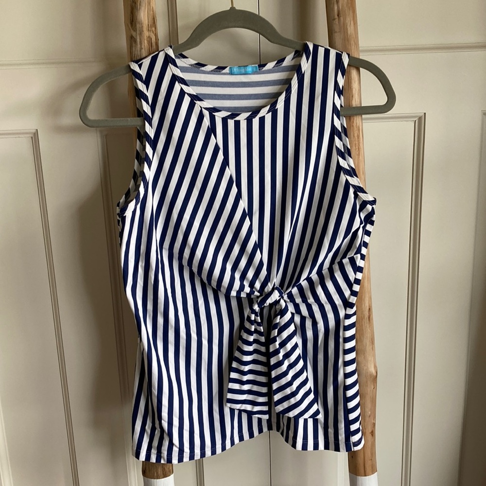 J. McLaughlin Knotted Tank size: S
